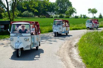 Tuktuk Lauwersoog